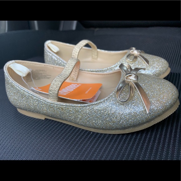 Girls gold sparkly bow slip on flats size 8 NWT - Picture 3 of 8